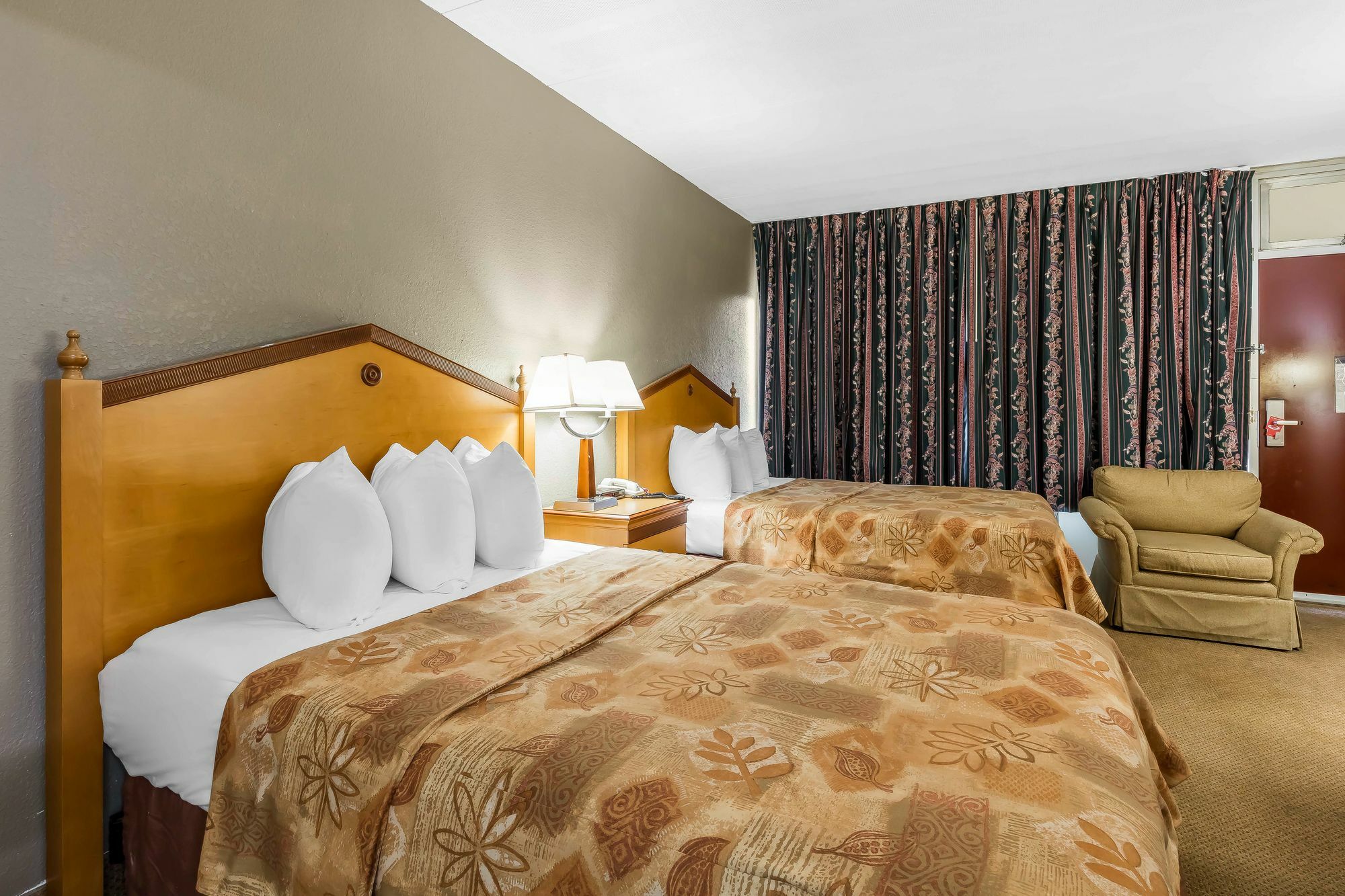 Lotus By Hotel Inn - Hot Springs Exterior foto